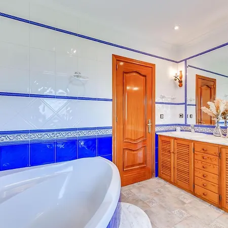 Vb Goya 7br Andalusian By The Marina Benalmádena